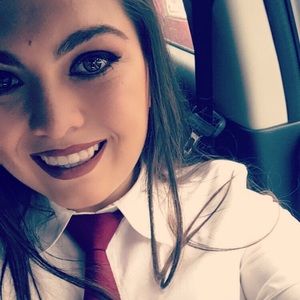 Meet your Posher, Maria